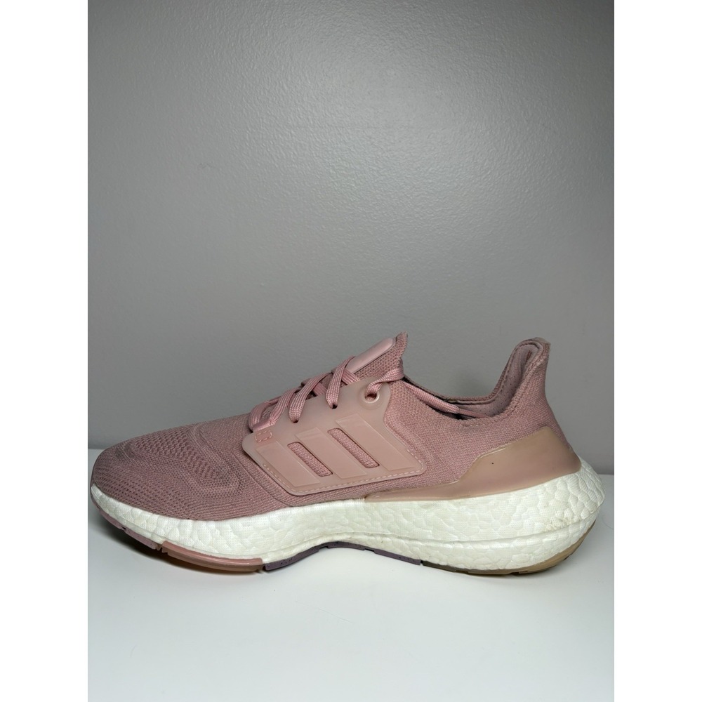Adidas UltraBoost 22 Women's Wonder Mauve Pink Running Sneaker GX5592 - Size 7.5 - Picture 3 of 11